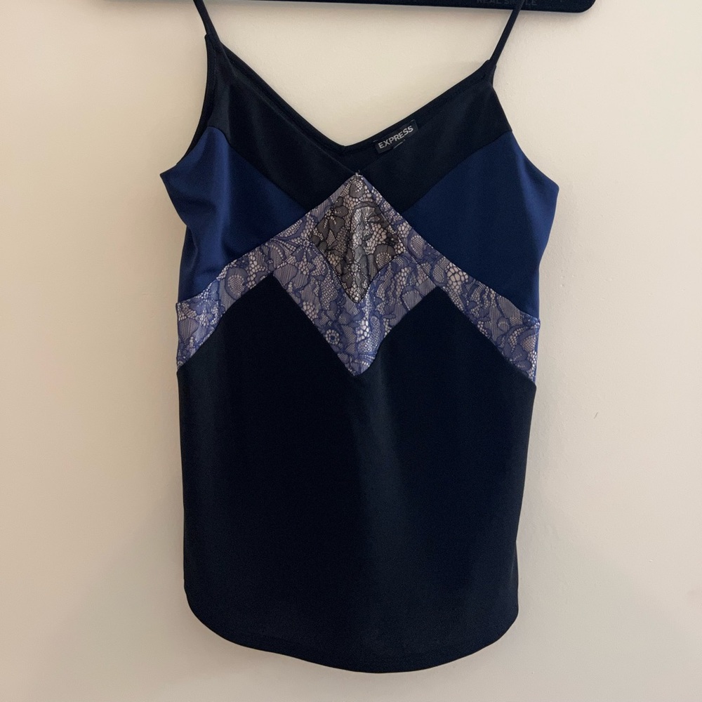 sleeveless blouse